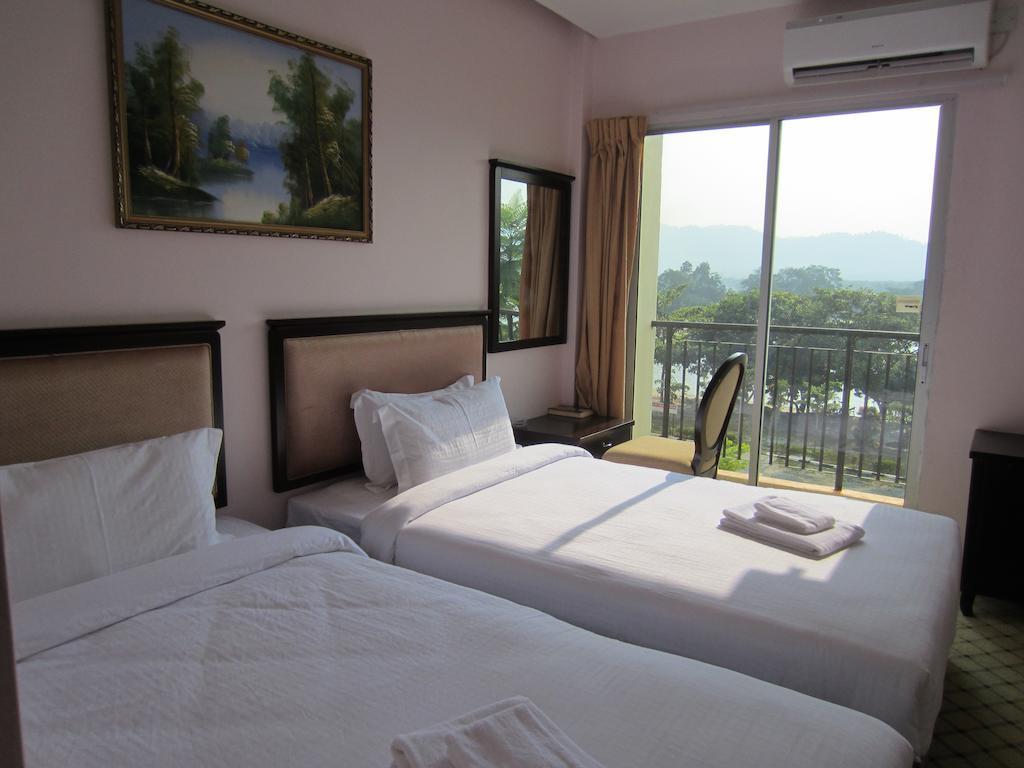 Yeob Bay Hotel & Resort Lumut Habitación foto